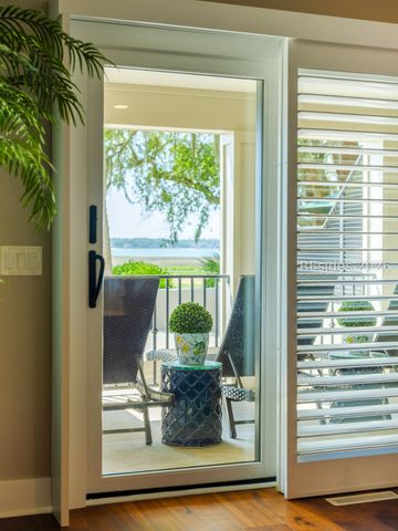 19 Mizzenmast Ct, Hilton Head Island, SC 29928