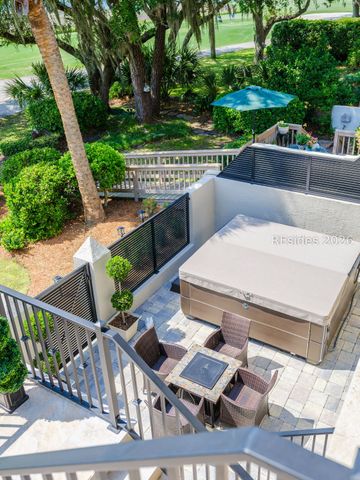 19 Mizzenmast Ct, Hilton Head Island, SC 29928