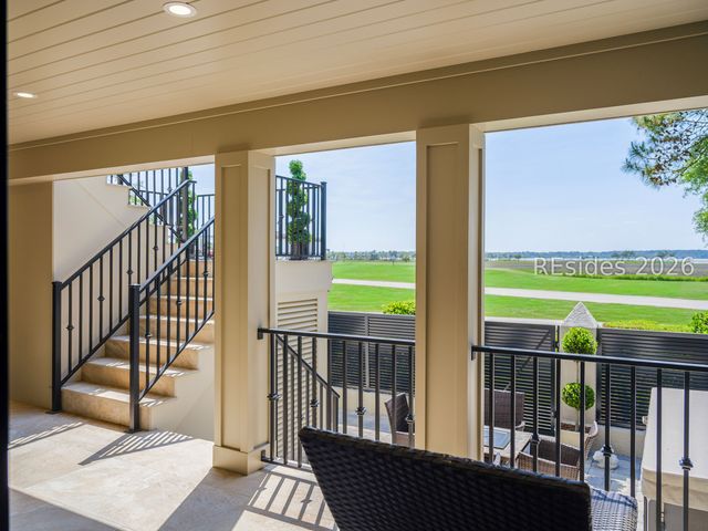 19 Mizzenmast Ct, Hilton Head Island, SC 29928