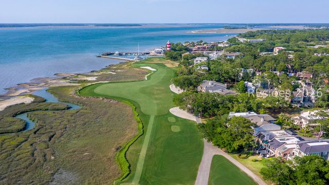19 Mizzenmast Ct, Hilton Head Island, SC 29928