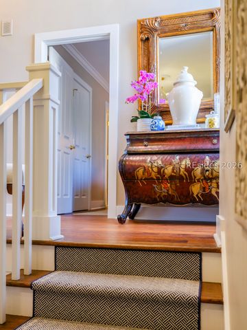 19 Mizzenmast Ct, Hilton Head Island, SC 29928