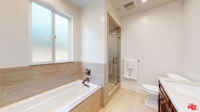 907 S SHENANDOAH Street 101, Los Angeles, CA 90035