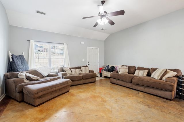 4758 BIENVILLE RD, Nesbit, MS 38651