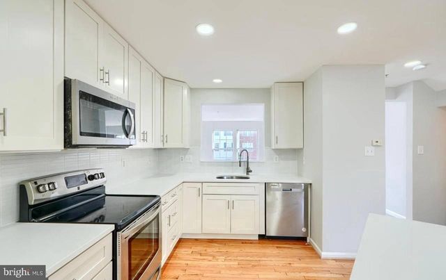 9863 DECATUR RD, Middle River, MD 21220