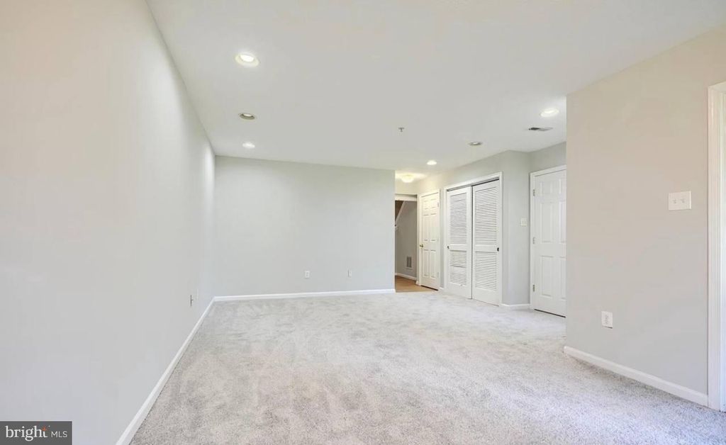 Image 3 of property listing at 9863 DECATUR RD, Middle River, MD 21220