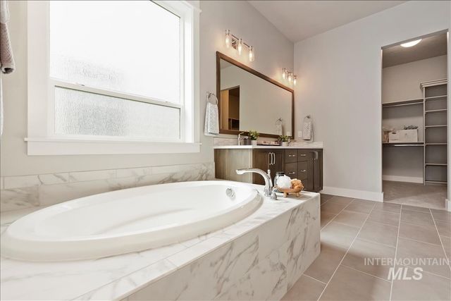 6696 W Sollas Dr, Eagle, ID 83616
