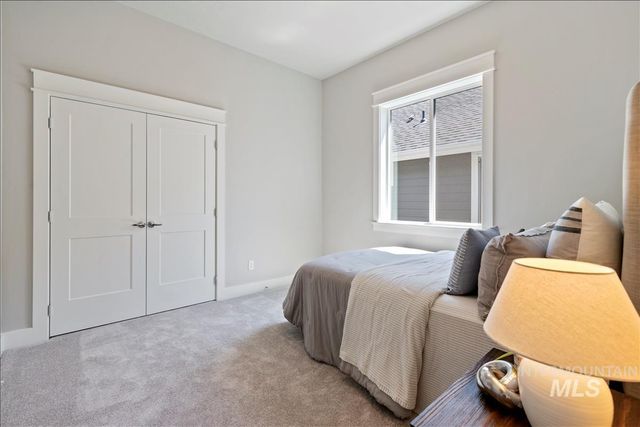 6696 W Sollas Dr, Eagle, ID 83616