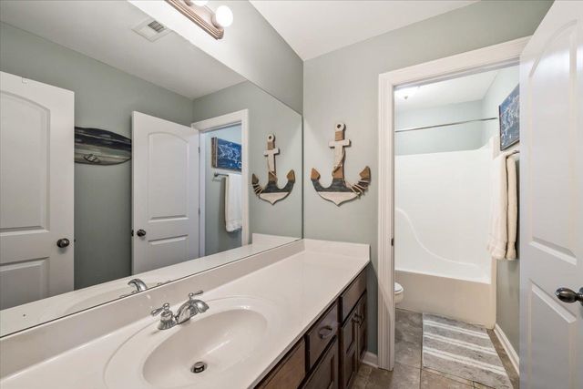 2910 MALABAR PL, Southaven, MS 38672