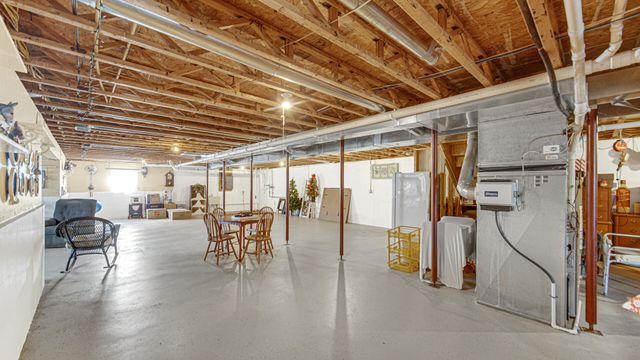 2463 W Rue Du Lac Court, La Porte, IN 46350