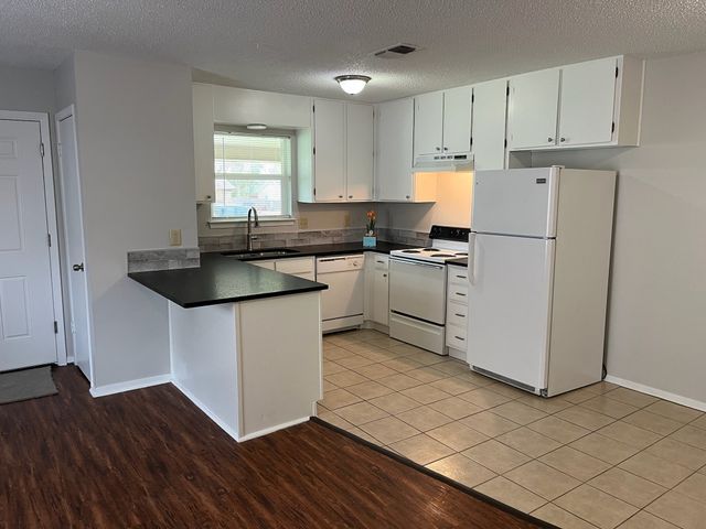 4919 Lovell Avenue 4919, Fort Worth, TX 76107