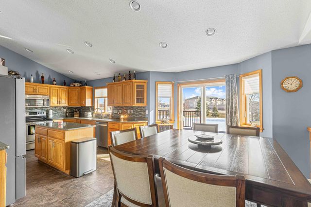 722 42nd Avenue S, Moorhead, MN 56560