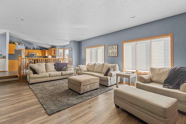 722 42nd Avenue S, Moorhead, MN 56560