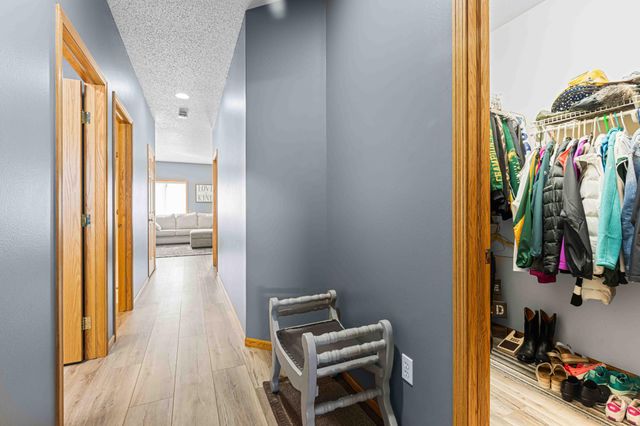 722 42nd Avenue S, Moorhead, MN 56560