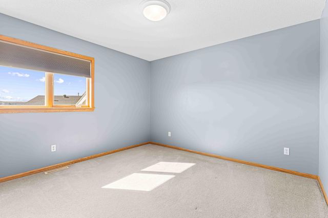 722 42nd Avenue S, Moorhead, MN 56560