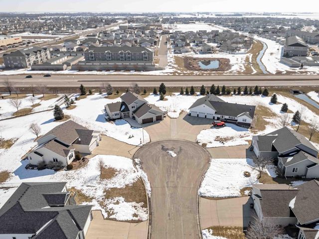 722 42nd Avenue S, Moorhead, MN 56560