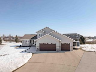 722 42nd Avenue S, Moorhead, MN 56560