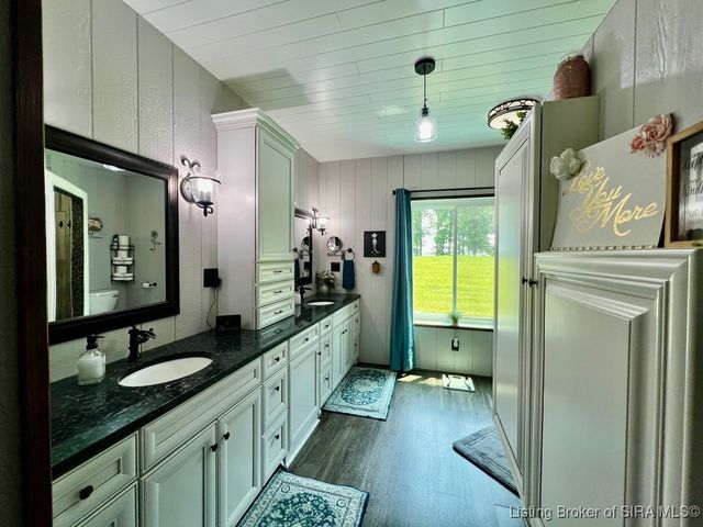 9750 N County Road 700 W, Elizabethtown, IN 47232