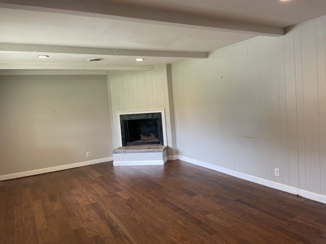 305 Cedar Hill Rd, Adams, TN 37010