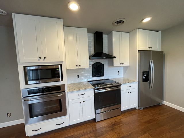 305 Cedar Hill Rd, Adams, TN 37010