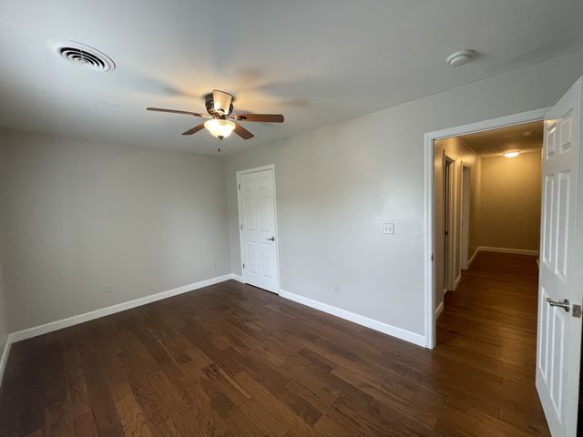 305 Cedar Hill Rd, Adams, TN 37010