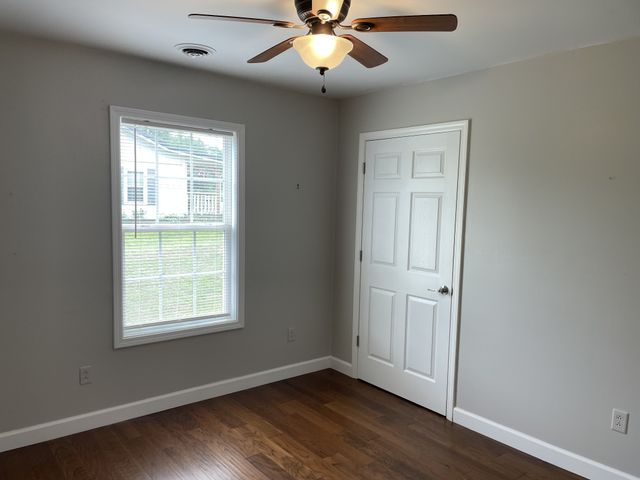 305 Cedar Hill Rd, Adams, TN 37010