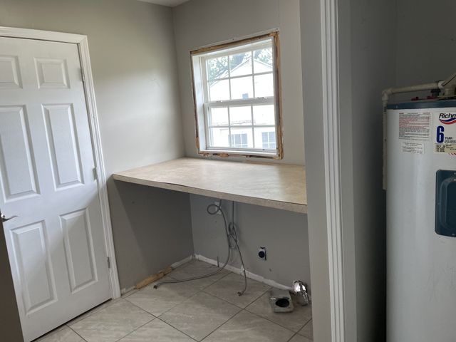 305 Cedar Hill Rd, Adams, TN 37010