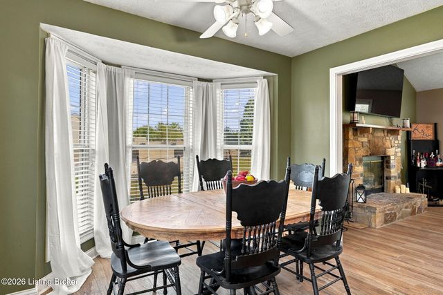 475 Whitetail Dr, Taylorsville, KY 40071