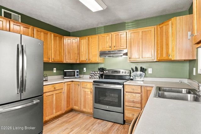 475 Whitetail Dr, Taylorsville, KY 40071