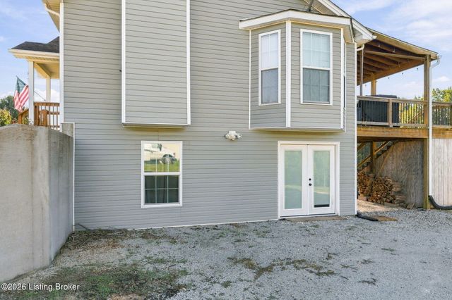 475 Whitetail Dr, Taylorsville, KY 40071