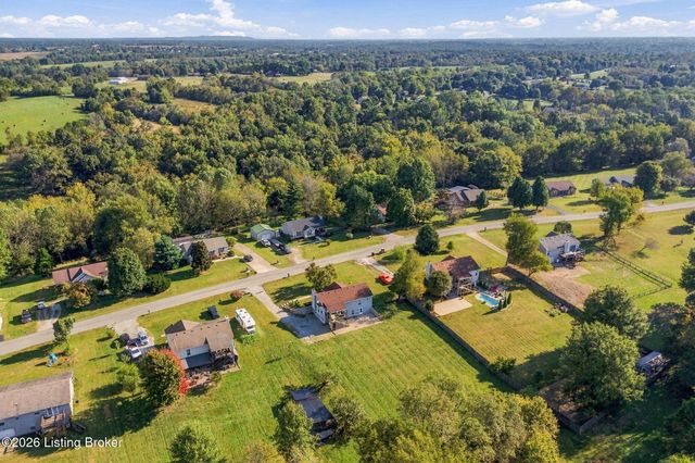 475 Whitetail Dr, Taylorsville, KY 40071