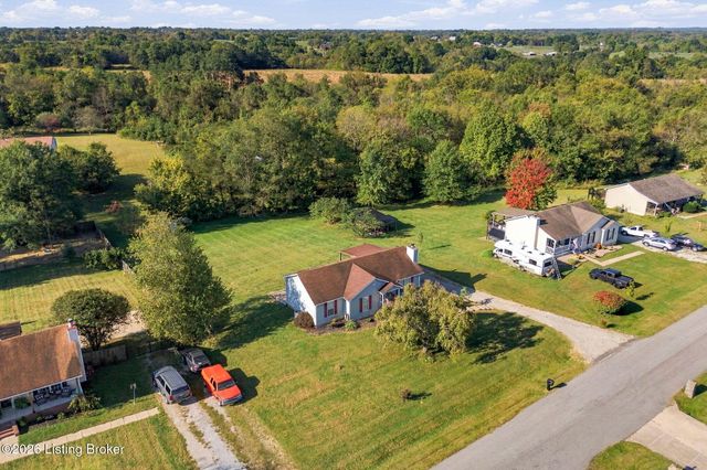 475 Whitetail Dr, Taylorsville, KY 40071