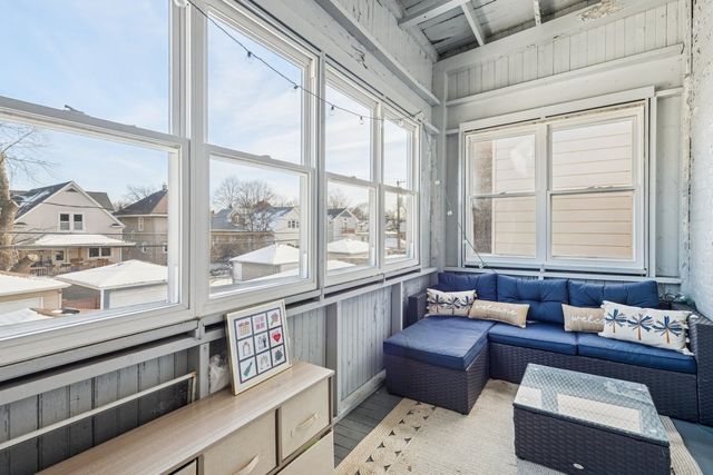 1122 S Oak Park Avenue, Oak Park, IL 60304