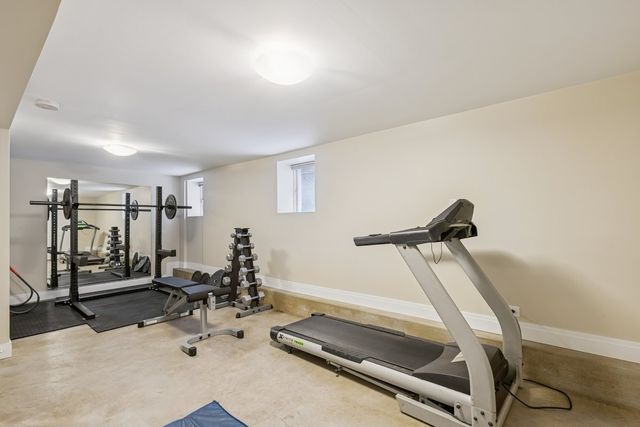 1122 S Oak Park Avenue, Oak Park, IL 60304