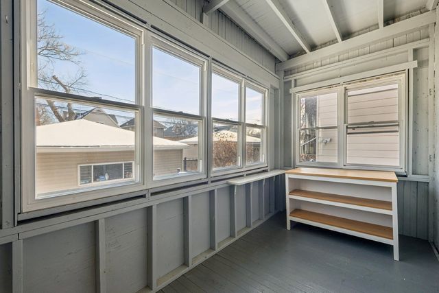 1122 S Oak Park Avenue, Oak Park, IL 60304