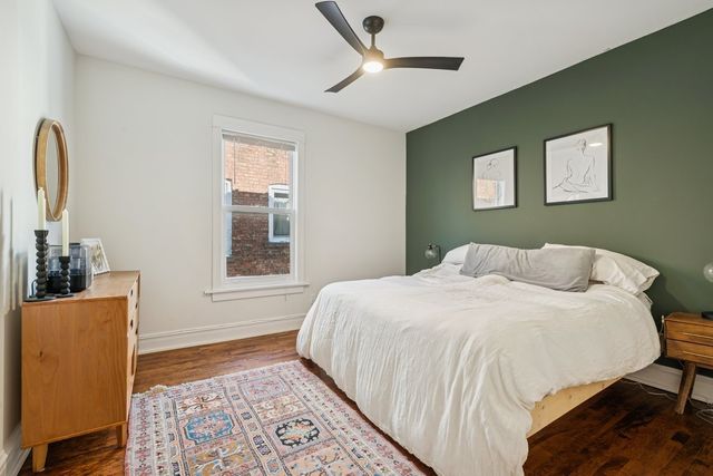 1122 S Oak Park Avenue, Oak Park, IL 60304