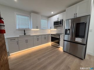21-23 Elliott Street 3, Hartford, CT 06114