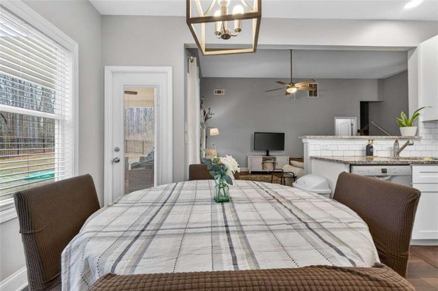 155 W Pennick W Drive, Covington, GA 30014