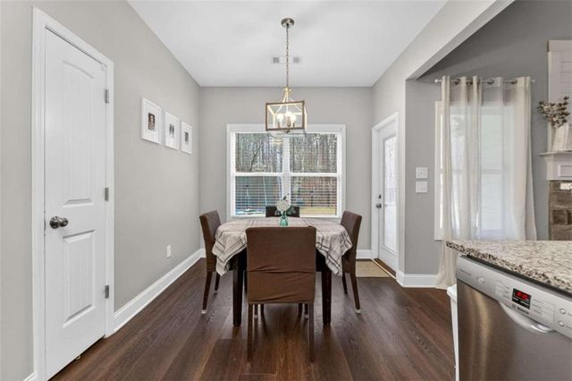 155 W Pennick W Drive, Covington, GA 30014