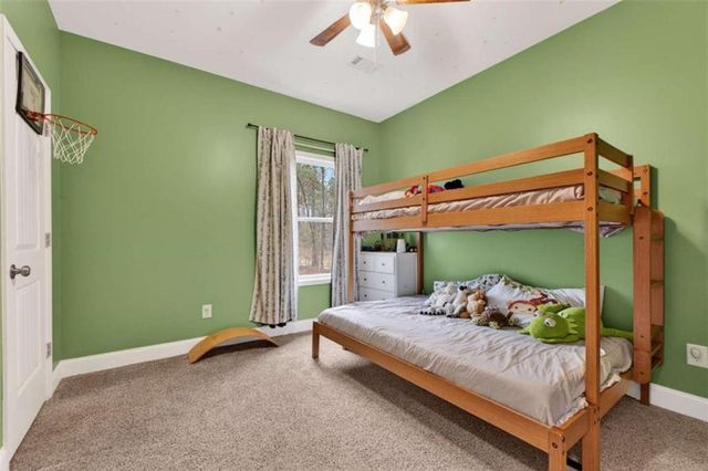 155 W Pennick W Drive, Covington, GA 30014