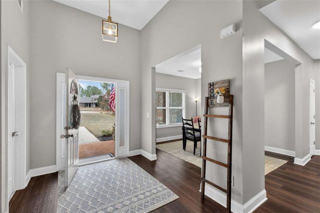 155 W Pennick W Drive, Covington, GA 30014