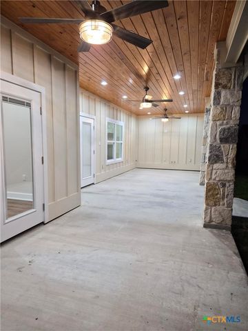 520 Essence Drive, Victoria, TX 77904