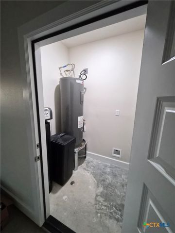 520 Essence Drive, Victoria, TX 77904