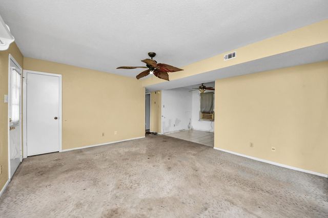 1301 Briarcliff Street, Conroe, TX 77385