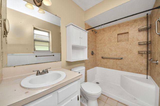 1301 Briarcliff Street, Conroe, TX 77385