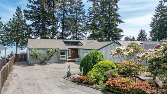 1985 Cascade View Drive, Camano Island, WA 98282