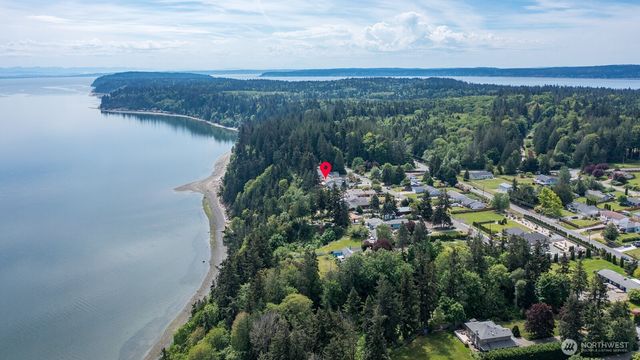 1985 Cascade View Drive, Camano Island, WA 98282
