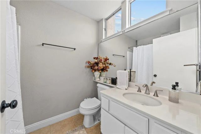 13901 Olive View Lane 27, Sylmar, CA 91342