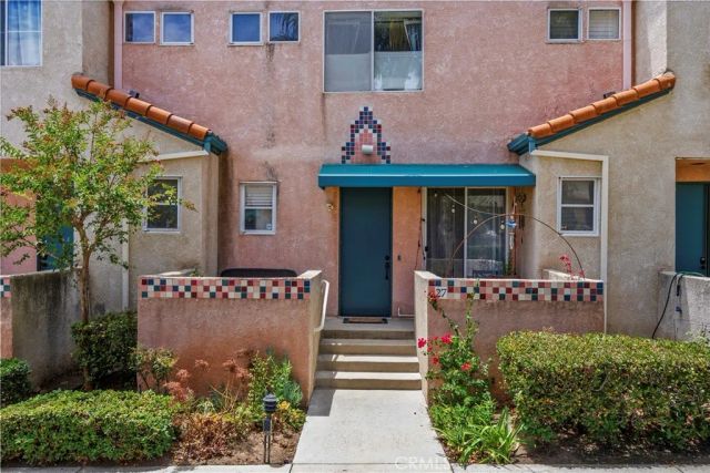 13901 Olive View Lane 27, Sylmar, CA 91342