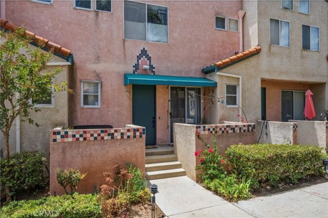 13901 Olive View Lane 27, Sylmar, CA 91342
