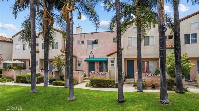 13901 Olive View Lane 27, Sylmar, CA 91342